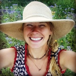 Meet your Posher, Erin